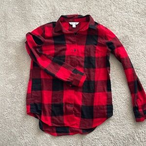 Medium Tall plaid shirt perfect for winter time! Super soft Cotton.